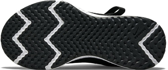 (Nilai Sekolah) Nike Revolution 6 FlyEase 4E 'Hitam Putih' DO5065-003 Details for (Nilai Sekolah) Nike Revolution 6 FlyEase 4E 'Hitam Putih' DO5065-003