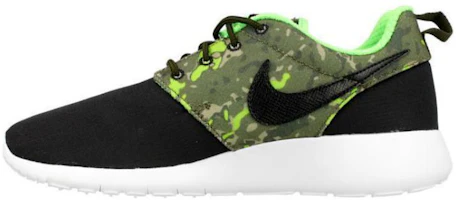 (Grade School) Nike Roshe One Print 'Grass Camo' 677782-008 (Grade School) Nike Roshe One Print 'Grass Camo' 677782-008