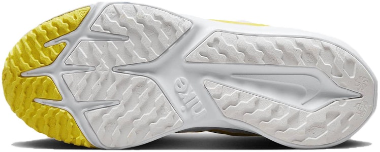 (大童款) Nike 星際競速 4 '頂峰白 極致黃' DX7615-101 Details for (大童款) Nike 星際競速 4 '頂峰白 極致黃' DX7615-101