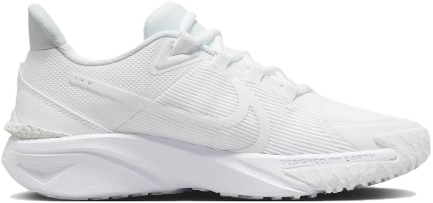 (Kanak-Kanak) Nike Star Runner 4 'Triple White' DX7615-100 Lookbook (Kanak-Kanak) Nike Star Runner 4 'Triple White' DX7615-100