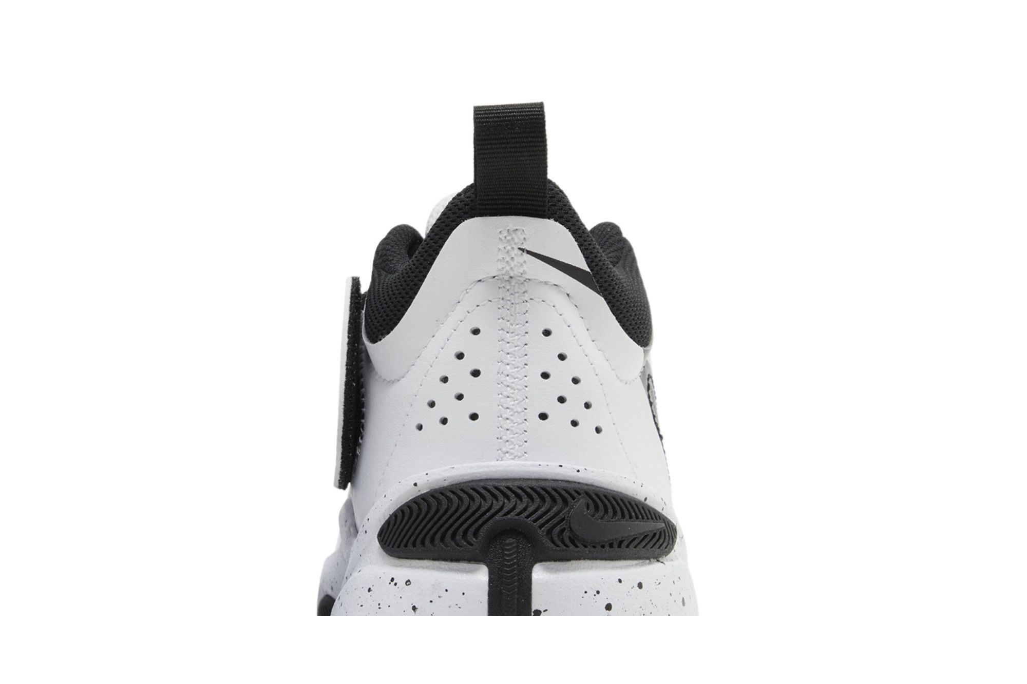 Sizing (Enfant) Nike Team Hustle D11 ''Blanc Noir'' DV8996-100
