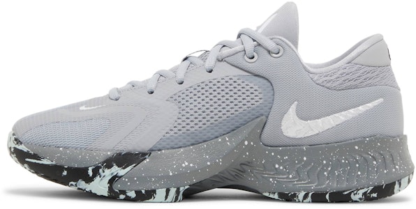 (SD) Nike Zoom Freak 4 'Etched in Stone' Anak-Anak DQ0553-004 Lookbook (SD) Nike Zoom Freak 4 'Etched in Stone' Anak-Anak DQ0553-004