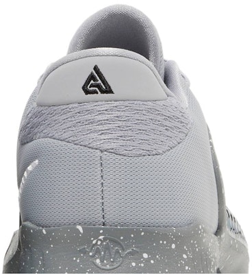 (Grade School) Nike Zoom Freak 4 'Etched in Stone' DQ0553-004 Sizing (Grade School) Nike Zoom Freak 4 'Etched in Stone' DQ0553-004