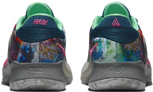 (兒童款)Nike Zoom Freak 4 SE 'Family' DQ8040-001 Purchase (兒童款)Nike Zoom Freak 4 SE 'Family' DQ8040-001