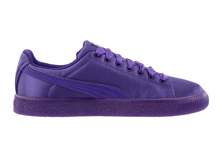 Order (Kinder) Puma Clyde Satin ''Violett Indigo'' 367469-01