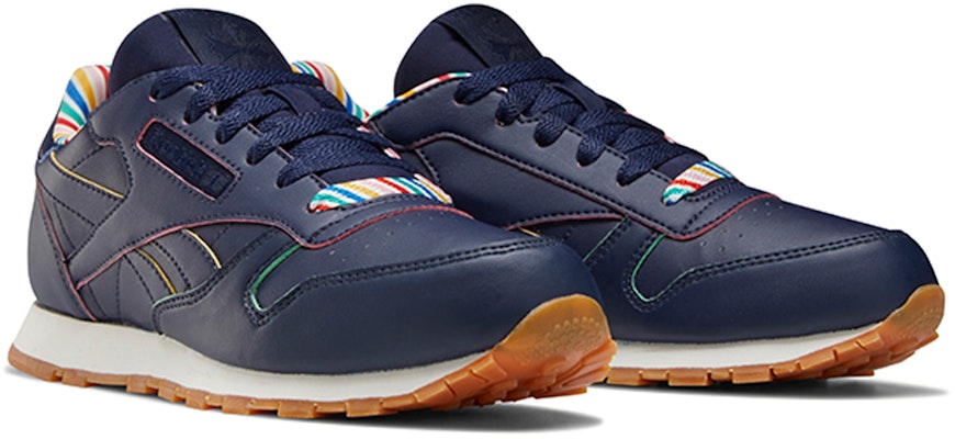 GS リーボック クラシックレザー 「カラフルストライプ」 FW6117 Lookbook GS リーボック クラシックレザー 「カラフルストライプ」 FW6117
