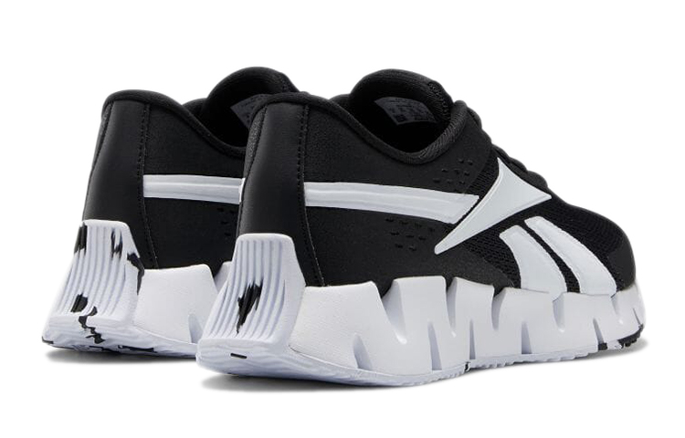 Shop (Grade School) Reebok Zig Dynamica 2 ''Nero Bianco'' GW8350