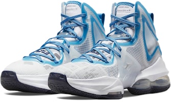 Shop (大童尺寸)《空中大灌籃》 x Nike LeBron 19 'Sweatsuit' DD0418-100