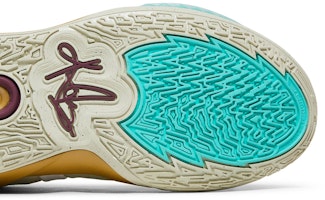 (Tahap Sekolah) Sue Bird x Nike Kyrie 8 Infinity 'Tribut Emas' DD0334-002 Purchase (Tahap Sekolah) Sue Bird x Nike Kyrie 8 Infinity 'Tribut Emas' DD0334-002