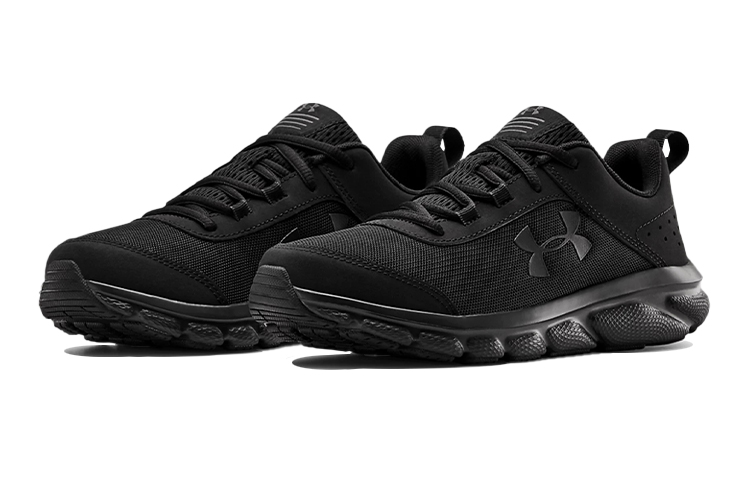 Lookbook (École Primaire) Under Armour Assert 8 ''Triple Noir'' 3022100-005