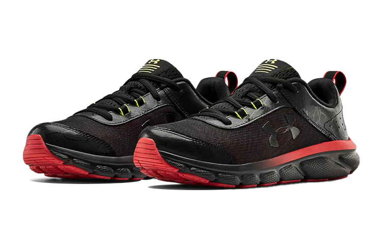 Lookbook (Grade School) Under Armour Assert 8 ''Venin'' 3023944-001