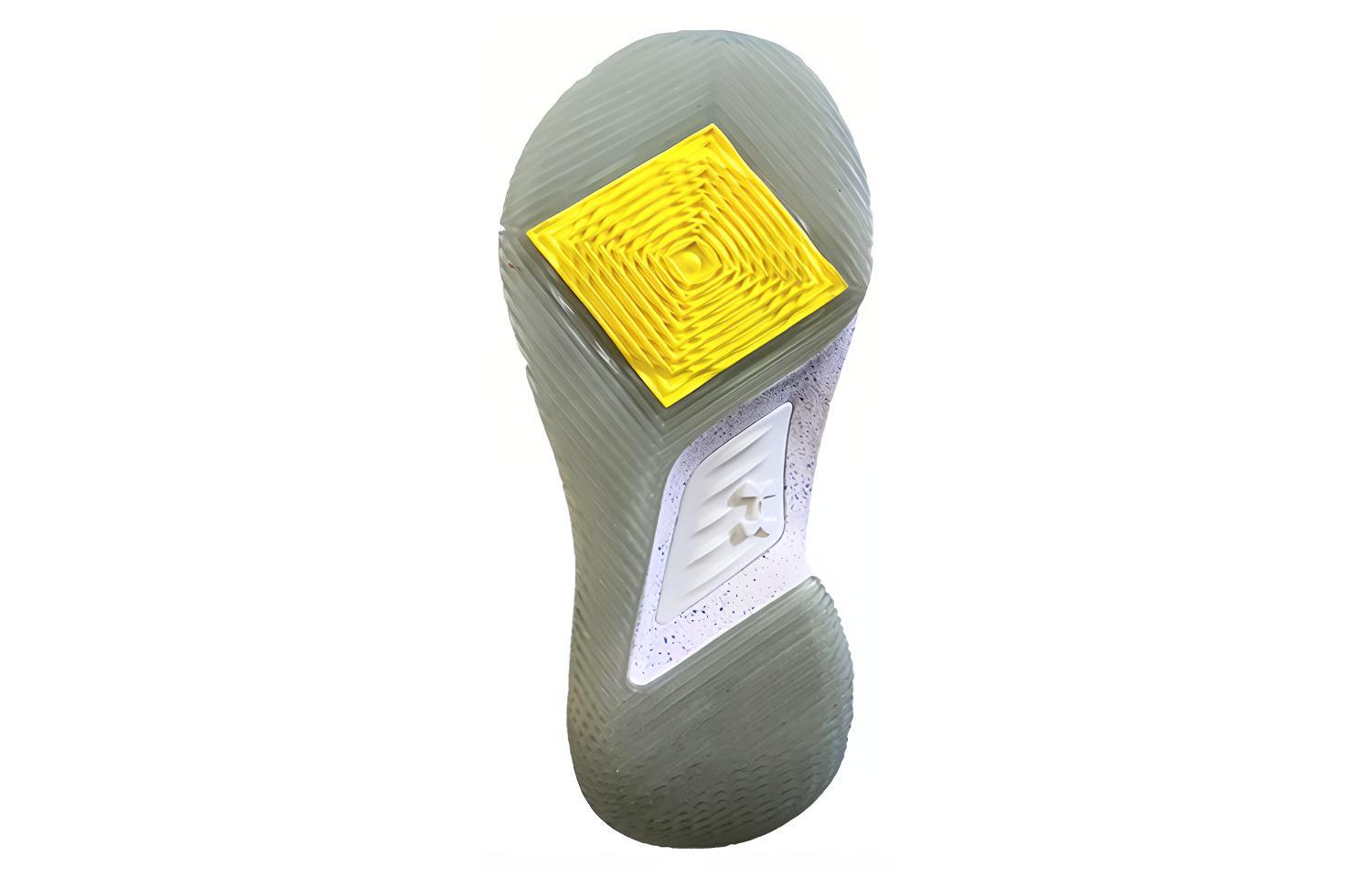 Lookbook (초등학생용) 언더 아머 커리 5 화이트 아이스 3020741-106