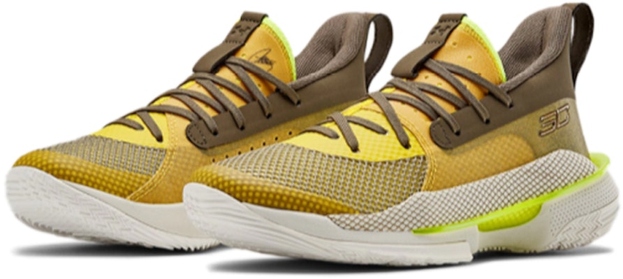 (小學) 安德瑪 Curry 7 齊柏林黃 3022113-701 Lookbook (小學) 安德瑪 Curry 7 齊柏林黃 3022113-701