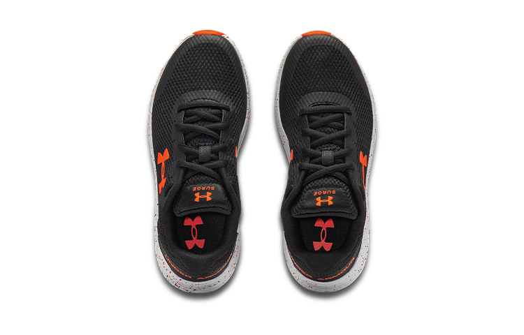 Lookbook 언더아머 서지 2 페이드 '블랙/할로 그레이' (초등학생용) 3023977-001