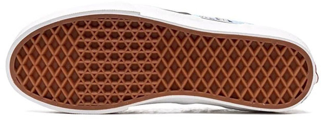 (SD) Vans Classic Slip-On 'Floatie Sharks' Anak-anak VN0A32QIVJB Purchase (SD) Vans Classic Slip-On 'Floatie Sharks' Anak-anak VN0A32QIVJB