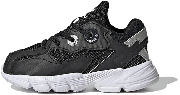 adidas-astir-black-white-td