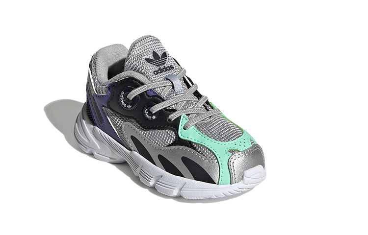 Lookbook (TD) adidas Astir I ''Zilver Metallic'' GY3348