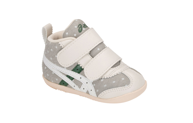 Lookbook 嬰童亞瑟士 Fabre First CT 3 魔術貼 舒適耐磨輕便 低幫運動跑步鞋 米棕