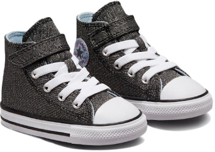 (TD) 匡威Chuck Taylor All Star高帮“易穿灰白” 772877C Lookbook (TD) 匡威Chuck Taylor All Star高帮“易穿灰白” 772877C