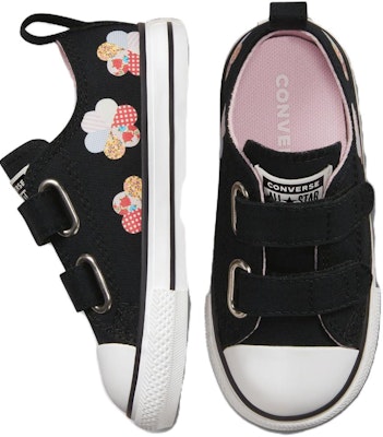 (Infant) Converse Chuck Taylor All Star Low 'Black' A05168C Shop (Infant) Converse Chuck Taylor All Star Low 'Black' A05168C