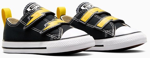 (Infant) Converse CTAS 2V ' Casual Shoes Black A08376C (Infant) Converse CTAS 2V ' Casual Shoes Black A08376C