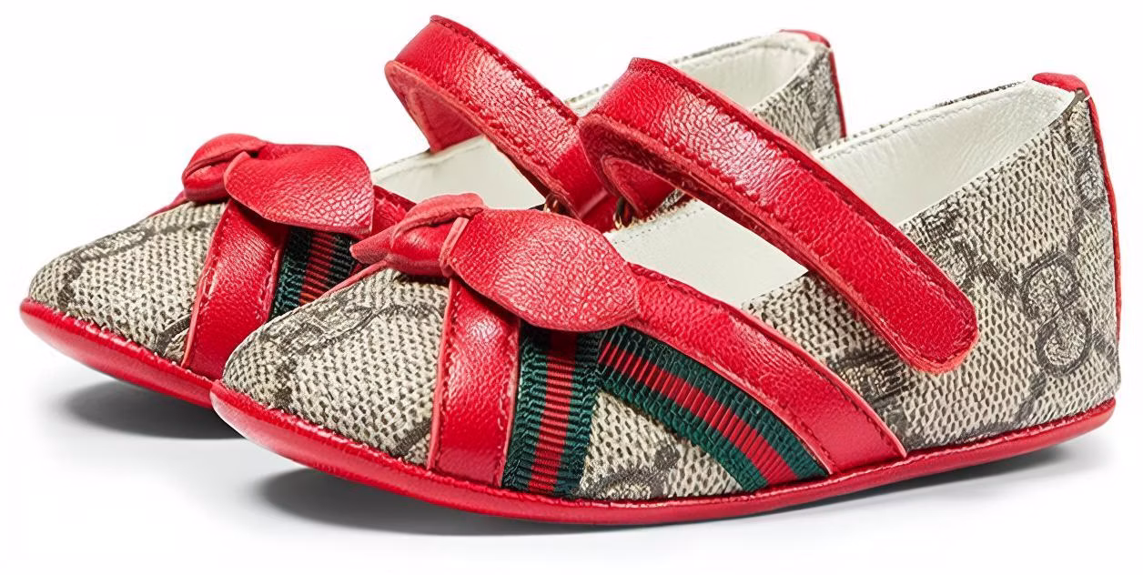 infant-gucci-canvas-low-top-velcro-red-bow-detail-647024-2-oq-30-9766