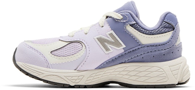(TD) New Balance 2002R 'Ungu Astral' IC2002PK Lookbook (TD) New Balance 2002R 'Ungu Astral' IC2002PK