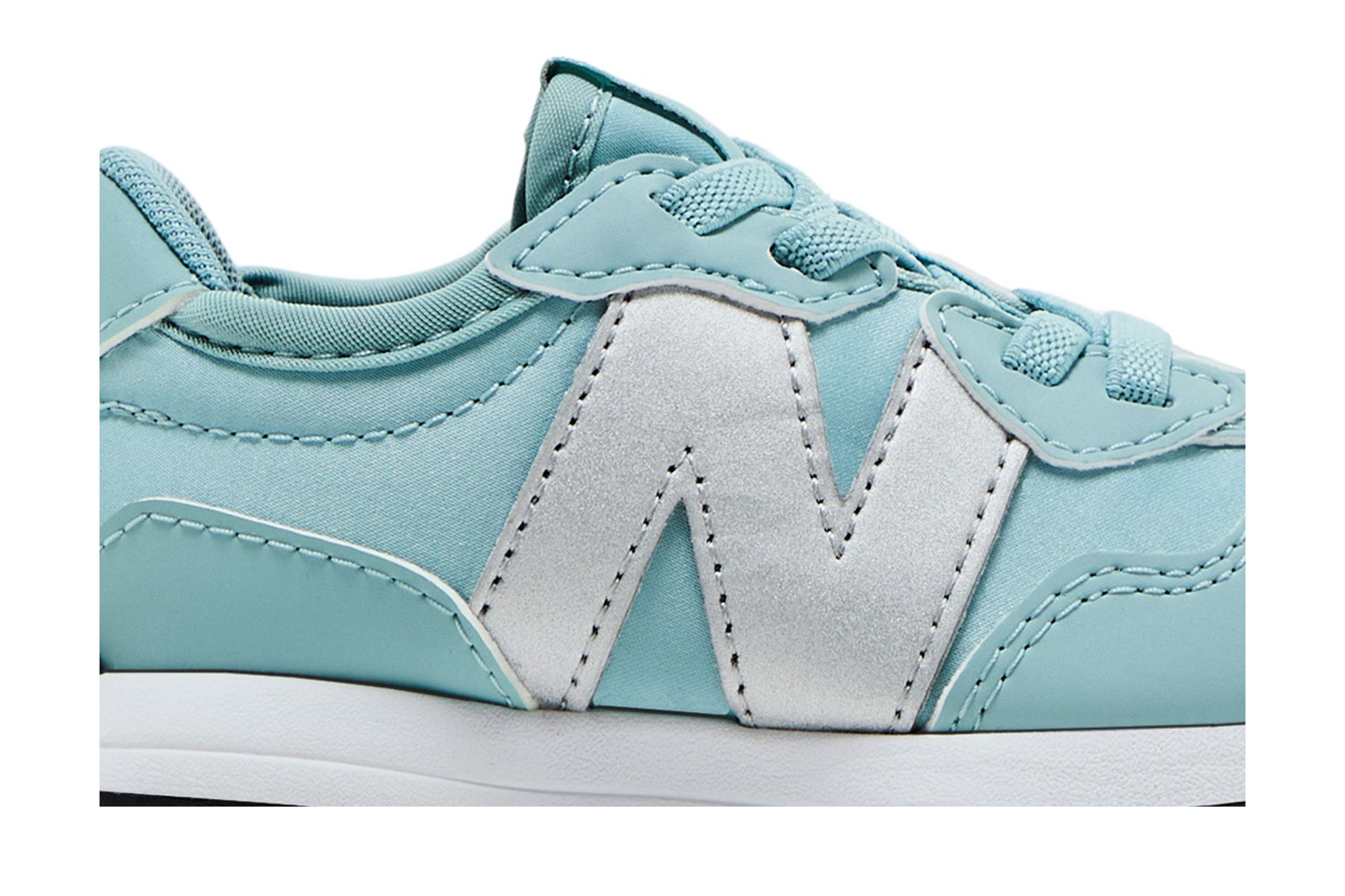 Order (TD) New Balance 327 'Biru Storm Silver' IH327MV1