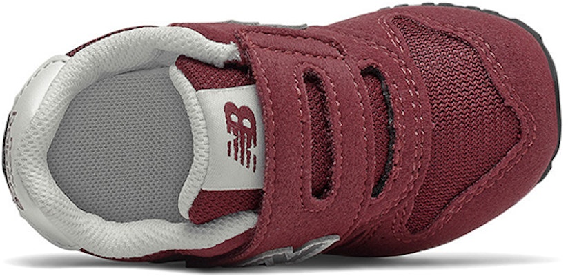 嬰幼兒 New Balance 373系列 復古低筒運動鞋 紅棗色 Lookbook 嬰幼兒 New Balance 373系列 復古低筒運動鞋 紅棗色