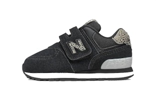 (TD) New Balance 574 'Hitam Putih Leopard' IV574ANC Buy (TD) New Balance 574 'Hitam Putih Leopard' IV574ANC