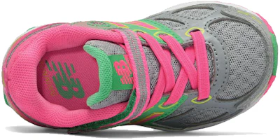 Lookbook 嬰兒 New Balance 魔鬼氈 680系列 v3 輕便透氣舒適 低筒跑步鞋 灰綠粉