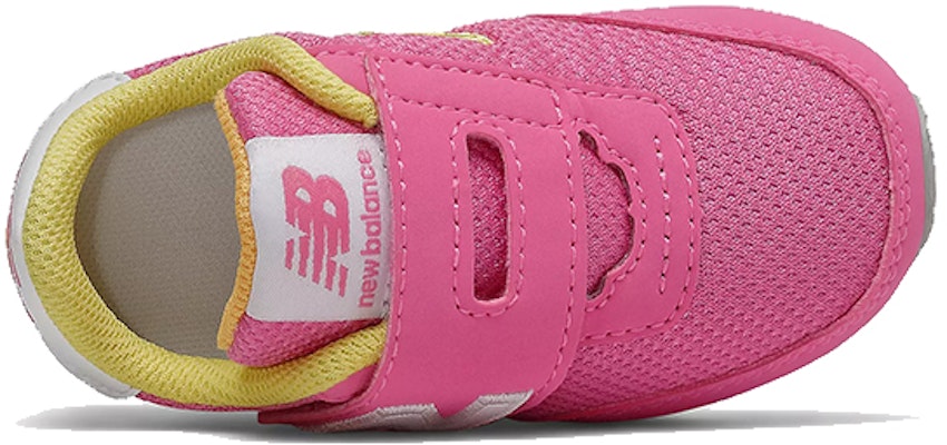 嬰幼兒 New Balance 720系列 粉紅色 Lookbook 嬰幼兒 New Balance 720系列 粉紅色