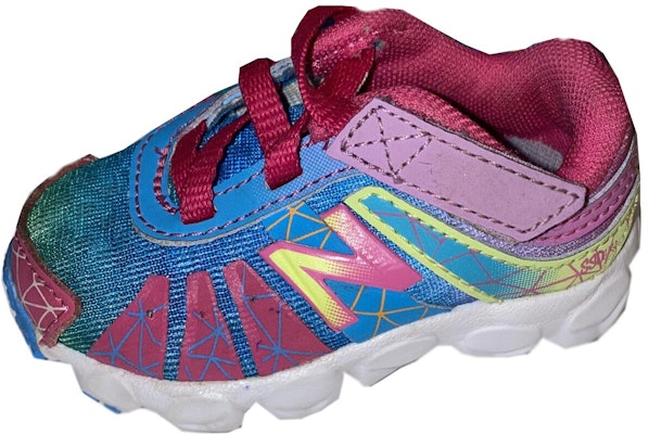 (TD) New Balance 890v4 'Arcoíris' KV890WGI Buy (TD) New Balance 890v4 'Arcoíris' KV890WGI