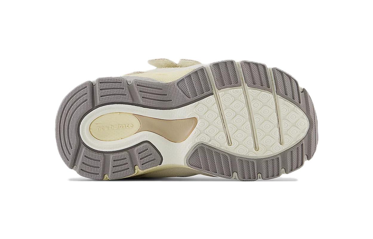 Purchase 嬰幼兒 New Balance NB 990 V4 魔鬼氈 舒適抗震耐磨 低筒 學步鞋 米白色
