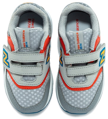 (TD) New Balance 997H 'Kelabu Merah' IZ997HHA Lookbook (TD) New Balance 997H 'Kelabu Merah' IZ997HHA