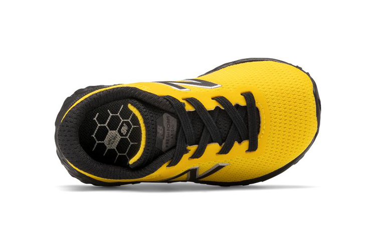 Lookbook 嬰兒 New Balance Arishi v2 蛋黃色