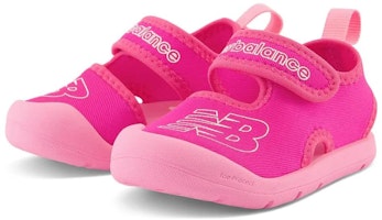 (TD) New Balance CRSR 'Merah Jambu' IOCRSRAE Lookbook (TD) New Balance CRSR 'Merah Jambu' IOCRSRAE