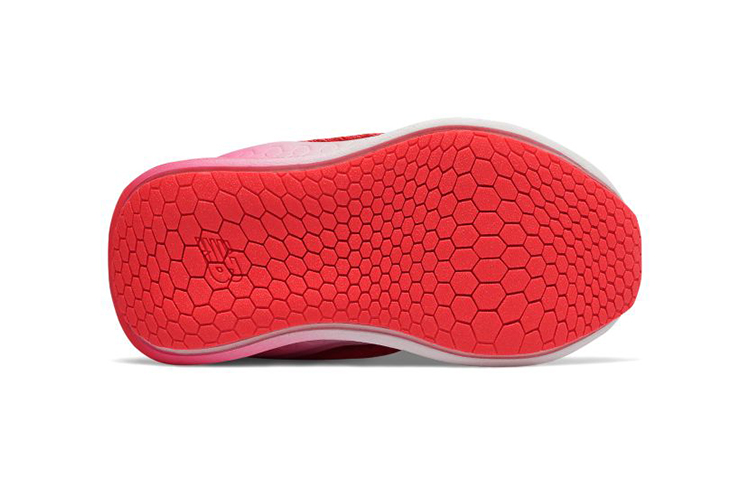 Shop 嬰兒 New Balance Fresh Foam Fast 簡約舒適 一腳蹬休閒運動鞋 桃紅色