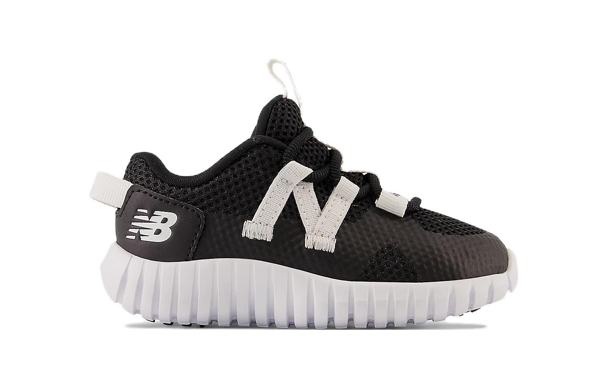 Order (TD) New Balance Playgruv v2 Bungee ''Schwarz Weiß'' ITPGRVAC