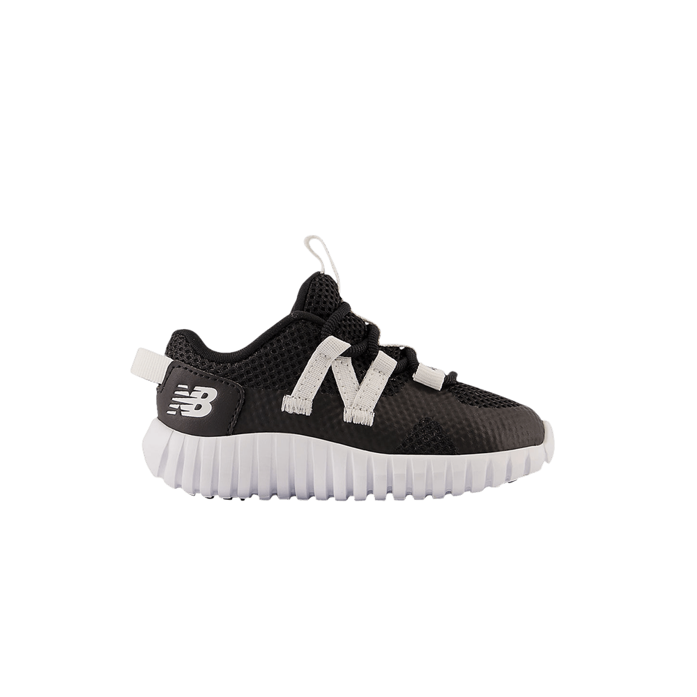 (Infant) New Balance Playgruv v2 Bungee Wide 'Black White' ITPGRVAC-W