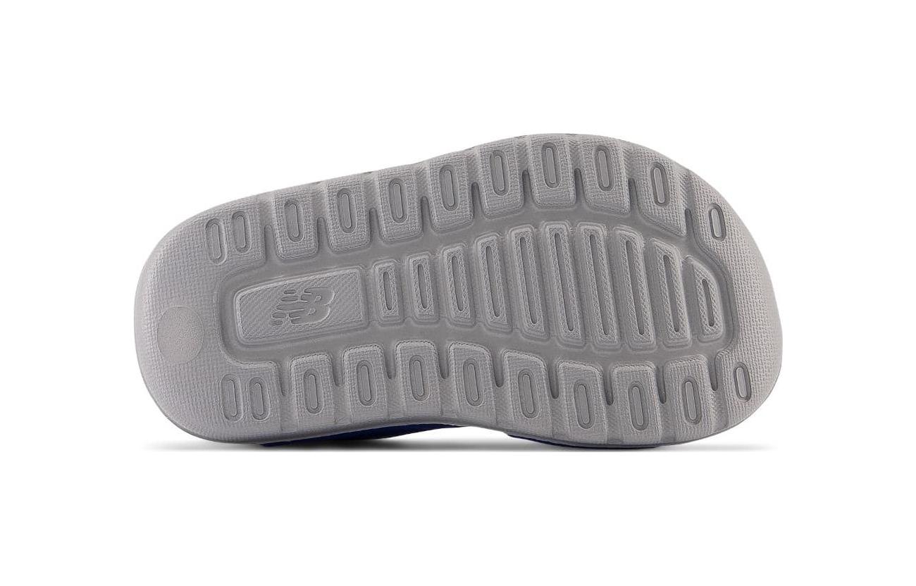 Shop 嬰幼兒 New Balance NB Sport Sandal v1 舒適 輕便防滑耐磨 低筒 學步鞋 藍色