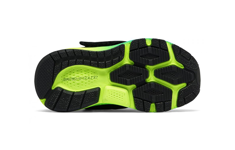 Shop 嬰兒 New Balance Vazee Rush v2 透氣減震防滑 低筒運動鞋 黑綠色