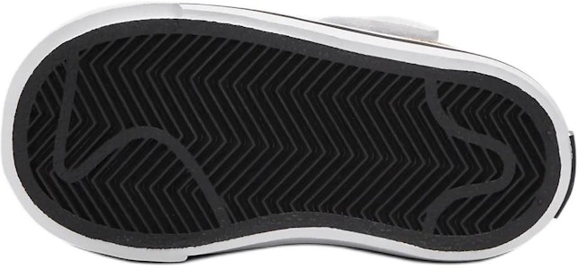 (TD) Nike Court Legacy ''Putih Hemp'' DA5382-126 Details for (TD) Nike Court Legacy ''Putih Hemp'' DA5382-126