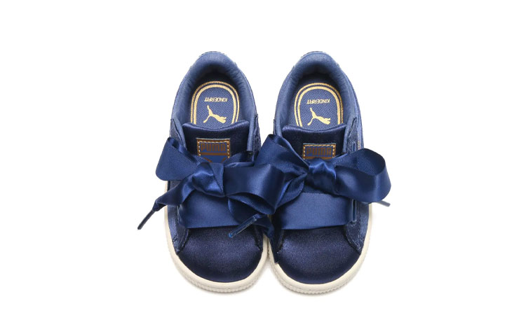 Lookbook (TD) Puma Basket Heart Tween 'Blue Bow' Biru 365143-03