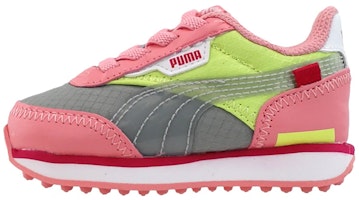 (TD) 彪马 Future Rider 粉色魔术贴鞋 374772-02 Buy (TD) 彪马 Future Rider 粉色魔术贴鞋 374772-02