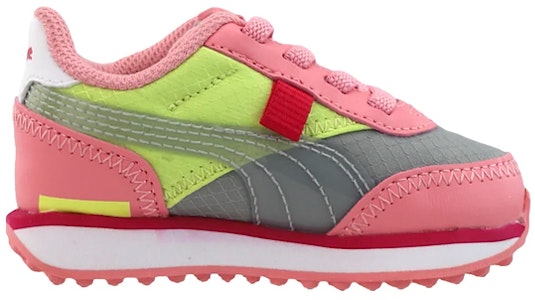 (TD) プーマ フューチャーライダー 'ピンクベルクロ' 374772-02 Order (TD) プーマ フューチャーライダー 'ピンクベルクロ' 374772-02