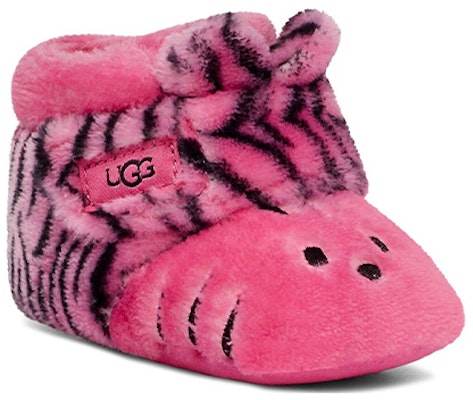 (Infant) UGG Snow Boots 'Pink Embroidery' 1124912I-CRNT Lookbook (Infant) UGG Snow Boots 'Pink Embroidery' 1124912I-CRNT