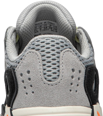 (Kids) adidas Yeezy Boost 700 'Wave Runner' FU9005 Sizing (Kids) adidas Yeezy Boost 700 'Wave Runner' FU9005