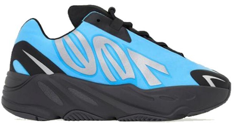 キッズ YEEZY BOOST 700 MNVM "ブライトシアン" GZ3080 Lookbook キッズ YEEZY BOOST 700 MNVM "ブライトシアン" GZ3080