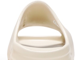 キッズ イージー スライド "ボーン" (Kids Yeezy Slide "Bone") FW6347 Sizing キッズ イージー スライド "ボーン" (Kids Yeezy Slide "Bone") FW6347